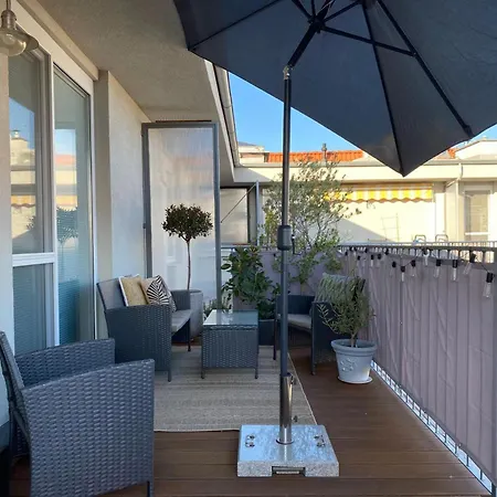 דירה Maisonette With Terrace ברטיסלאבה