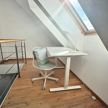 Maisonette With Terrace براتسيلافا