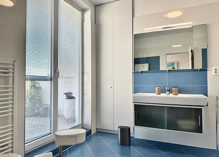 Maisonette With Terrace *